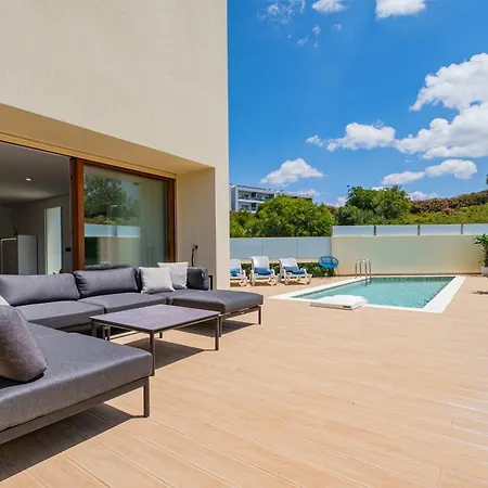 Villa La Colline I Private Pool Oasis Near Old Town