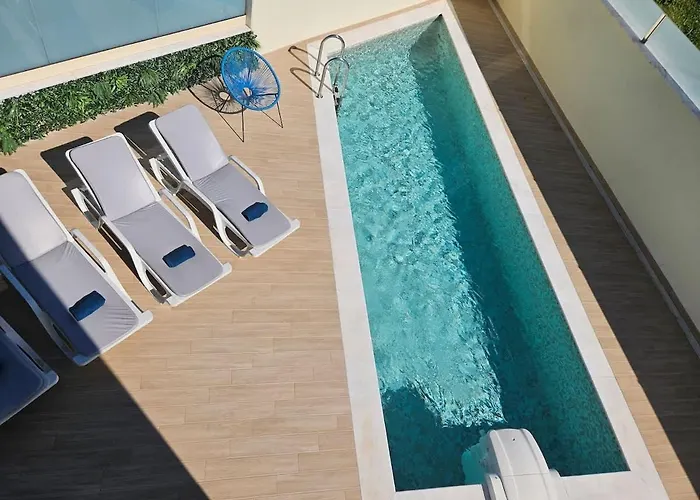 La Colline I Private Pool Oasis Near Old Town