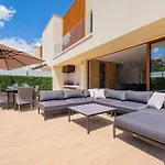 Maricolline I Private Pool Oasis Near Old Town فيلة