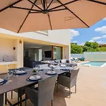 Maricolline I Private Pool Oasis Near Old Town *